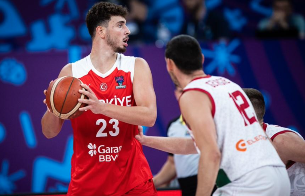 关于里程碑夜！皇家社会回应争议，意大利杯关键时刻刷纪录，态度坚定，赛季目标并未改变的信息