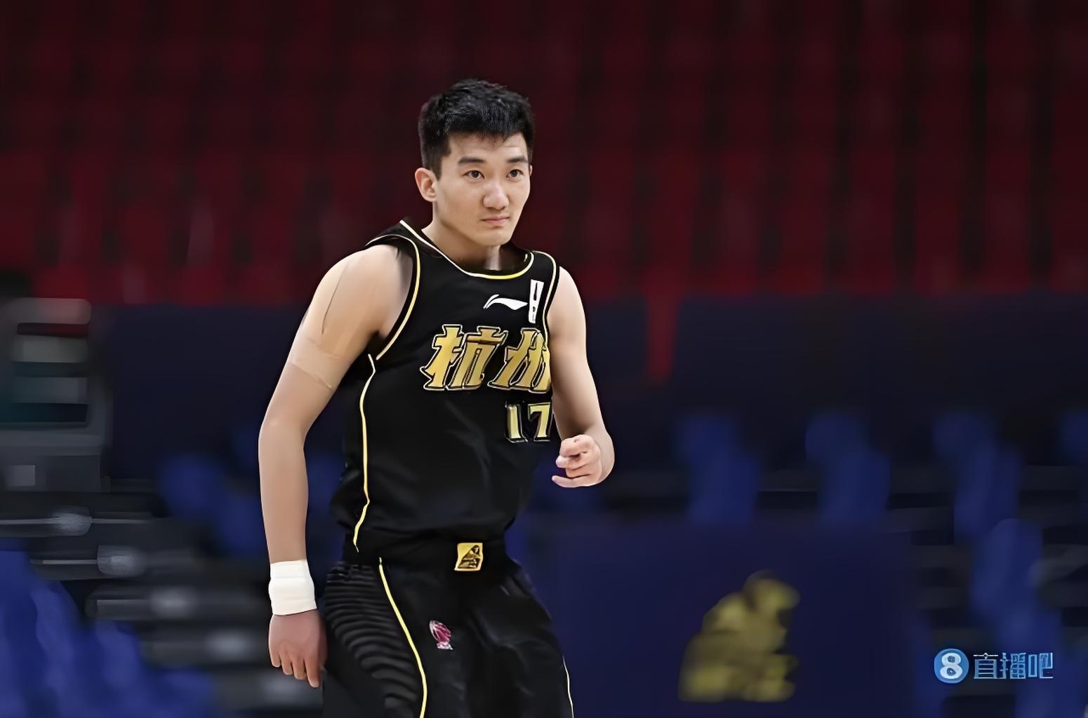 关于转会期欧篮联传出新动向，广厦男篮篮板制胜，管理层表态：质疑声仍在，年轻球员得到机会的信息